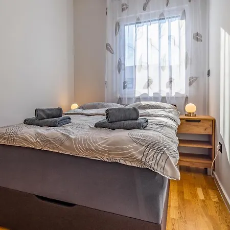 Jelena Apt. Apartamento Pula