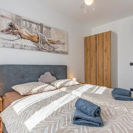Apartman Jelena Apt. Póla