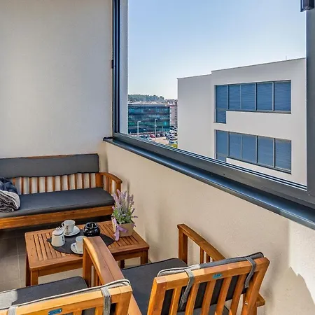 Jelena Apt. Пула