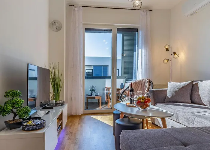 Jelena Apt. Lejlighed *